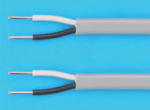 ���2�̃P�[�u��②